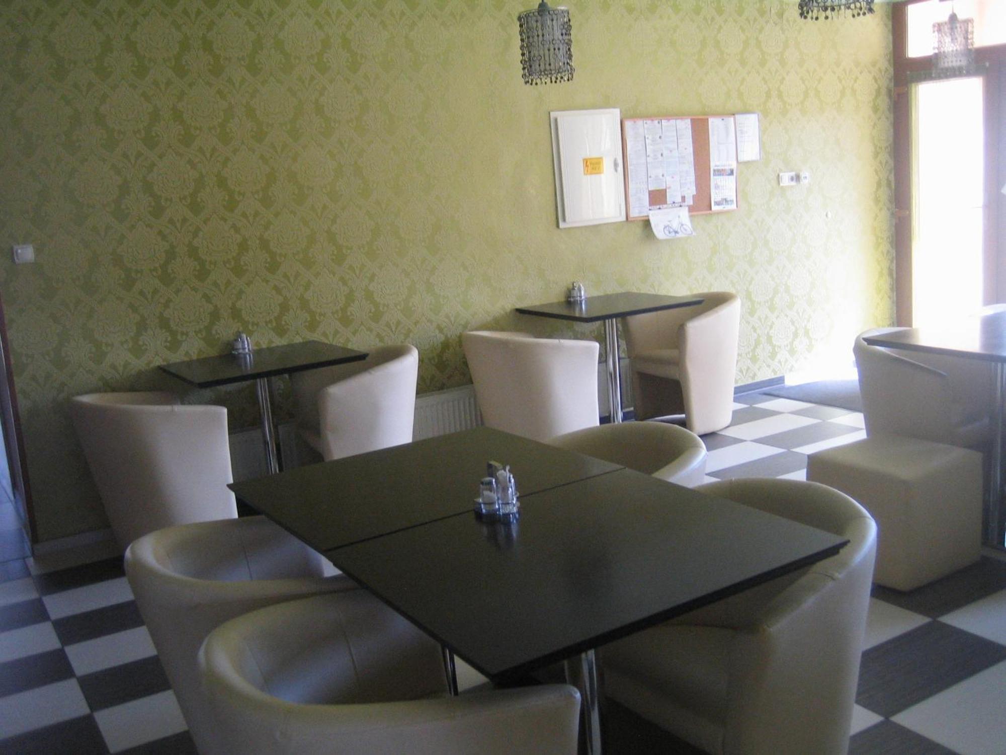 Amaretto Szallas Miskolc Bagian luar foto