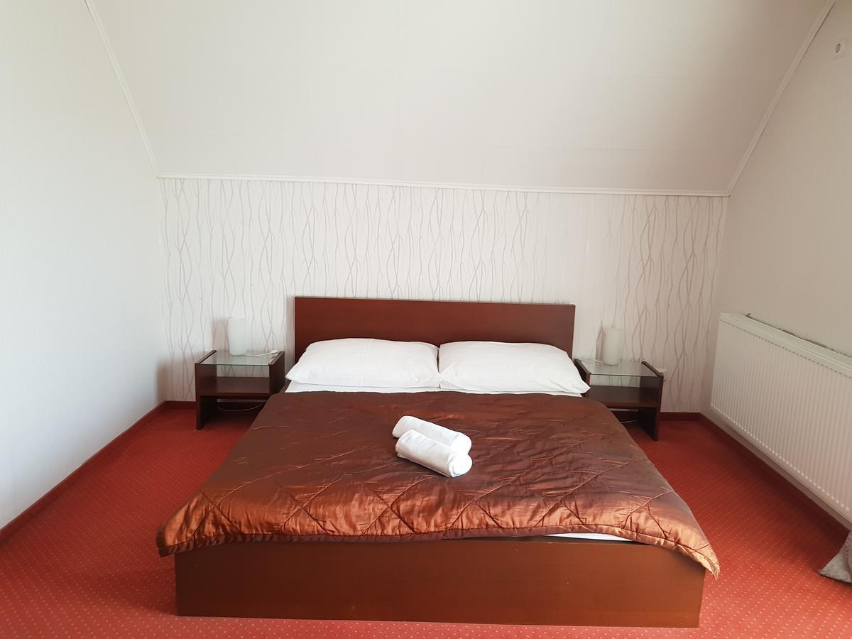 Amaretto Szallas Miskolc Bagian luar foto